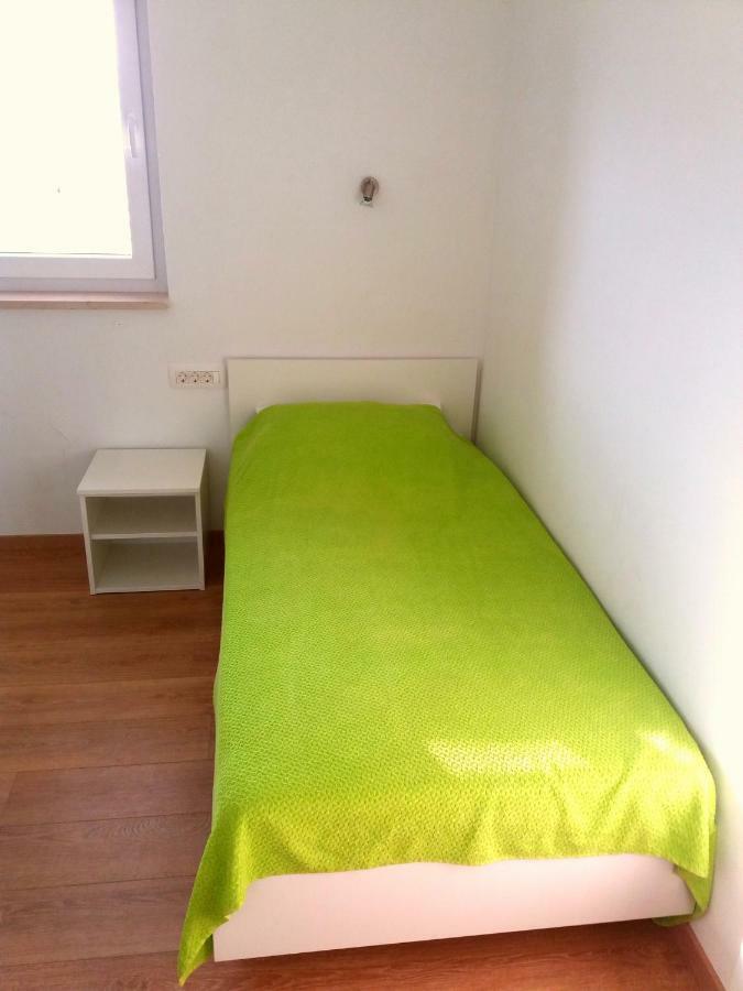 Apartments Mestrovic Лопар Екстериор снимка